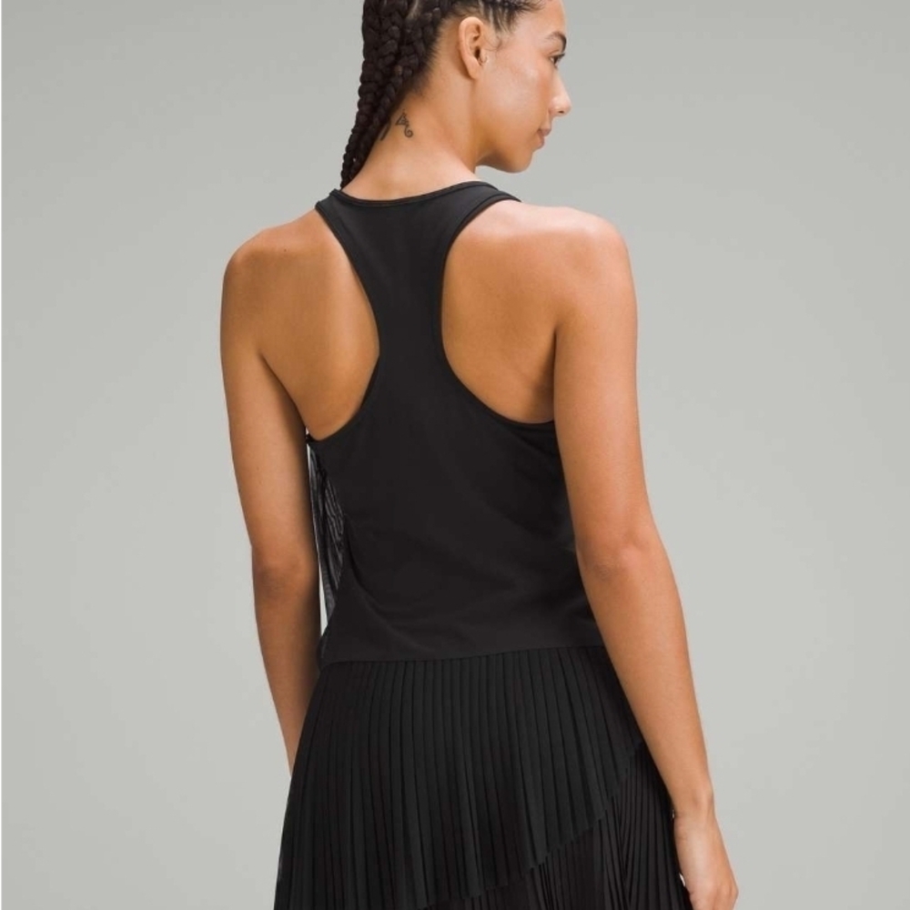 NWOT Lululemon Black Tank Top w/Pleated Sheer Mesh Side Panels - Size 8 - Picture 3 of 5